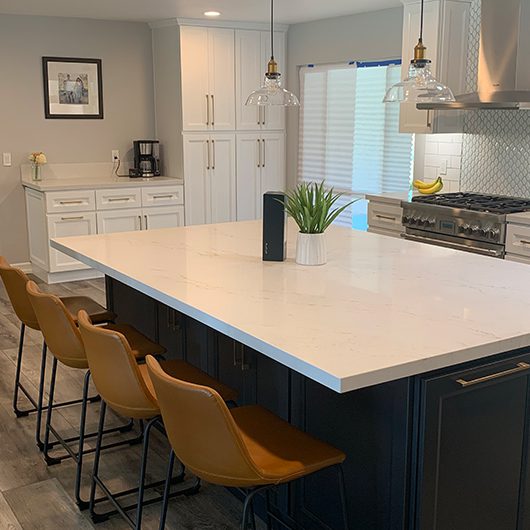 Elegant Kitchen & Bathroom | Large Kitchen with Island Table - June 2020